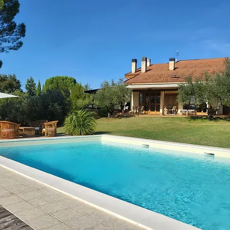With Pool And Countryside View Farm stay Montefalco