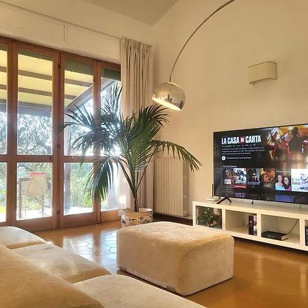 With Pool And Countryside View Farm stay
